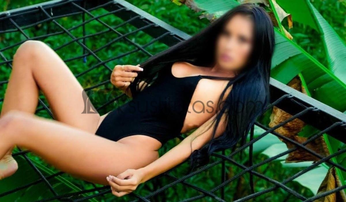 Valentina - Valentina, exuberante escort entregada que te hará disfrutar ofreciéndote experiencias únicas llenas de placer y lujuria.