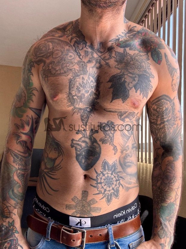 Alex  (solo mujeres) chapero y gay en Ciudad de México