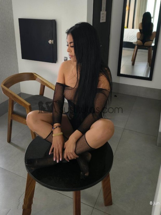 Rebecca puta y escort en Cancun