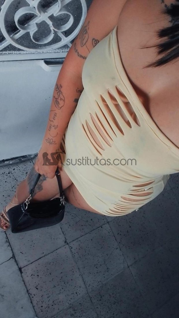 Karina puta y escort en Guadalajara