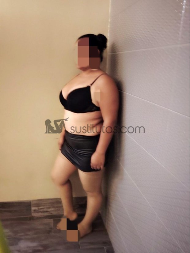 Nancy puta y escort en León